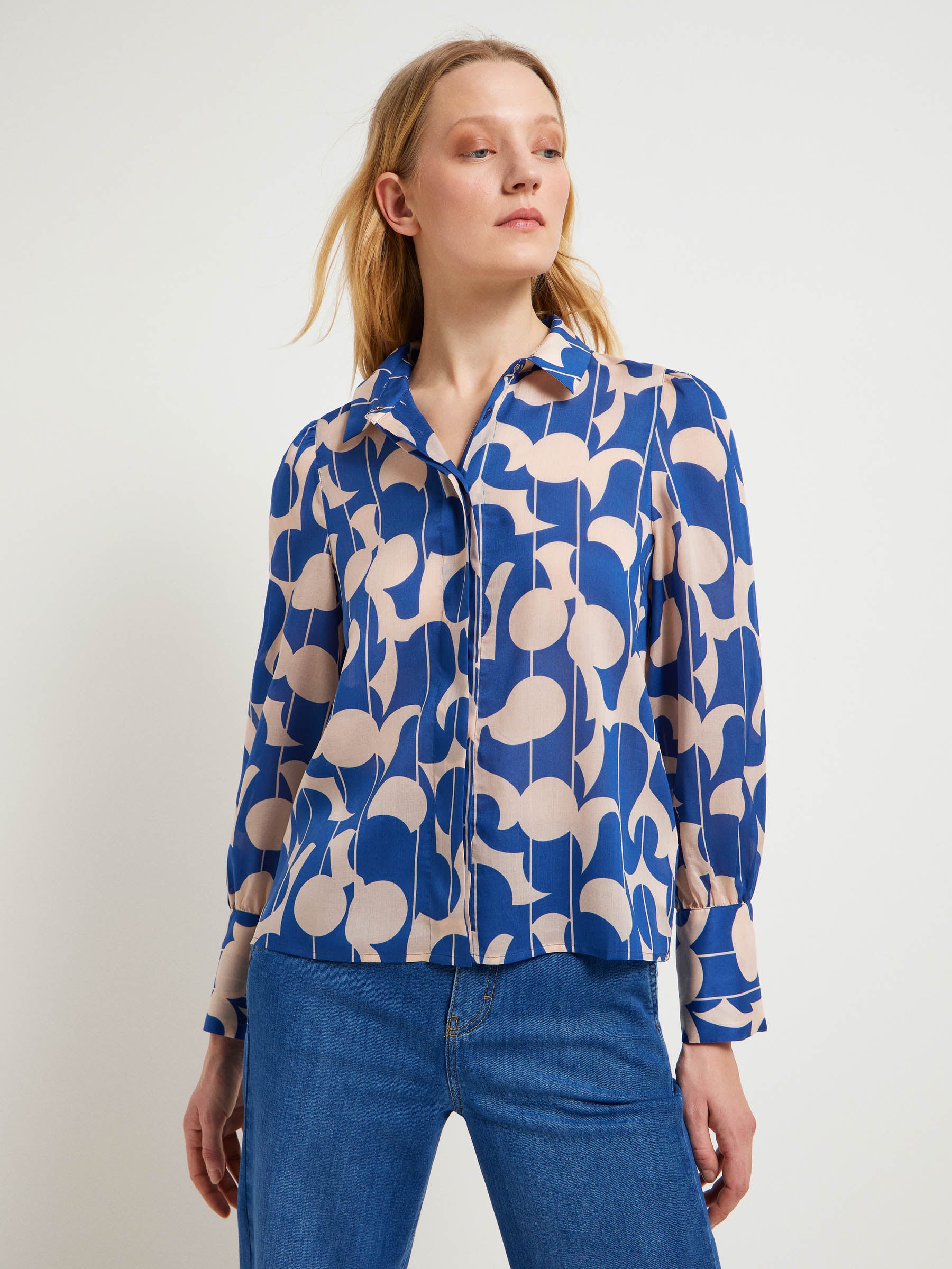 Shirt blouse print graphic dots