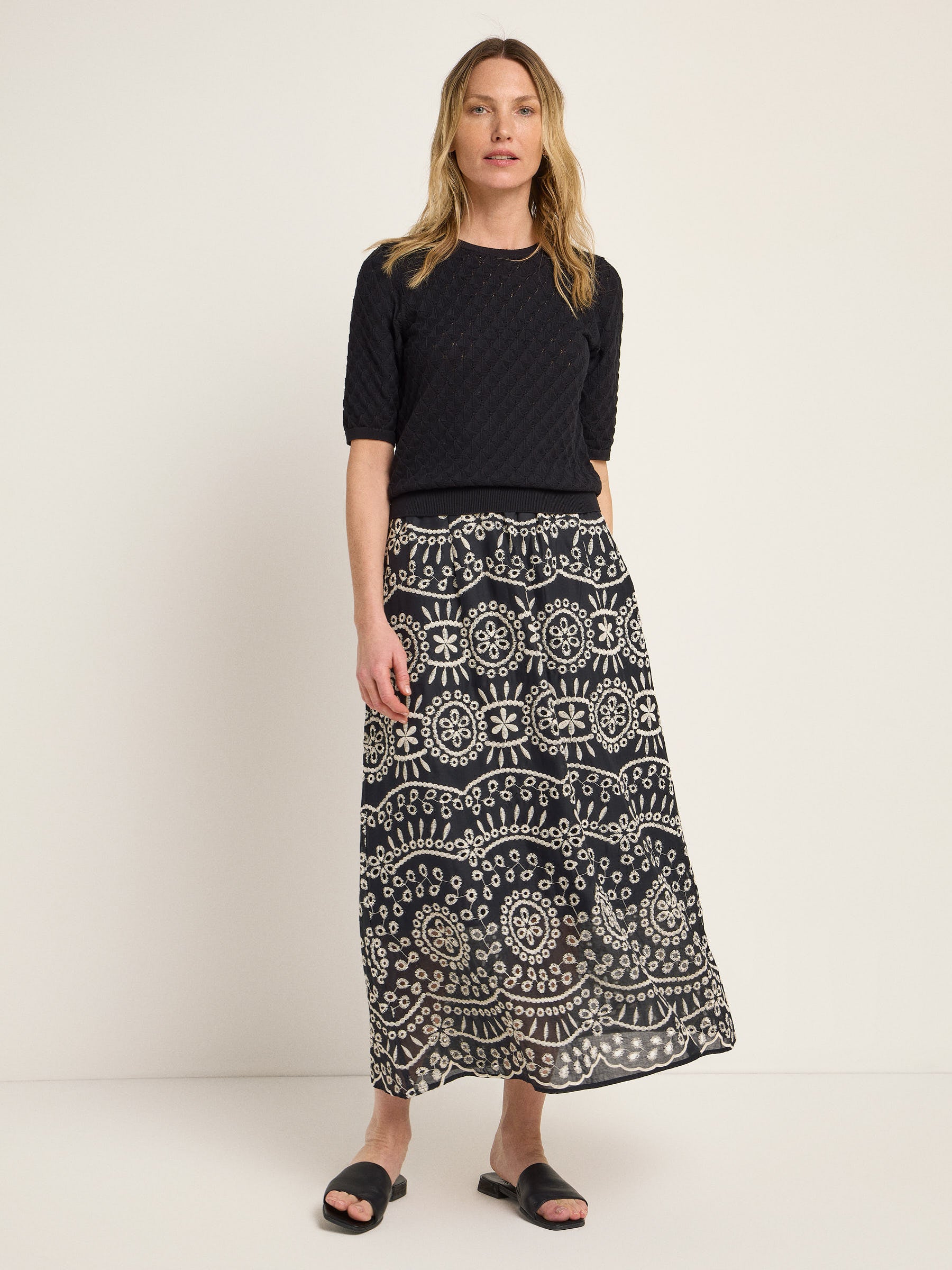 Maxi skirt (OCS) with embroidery